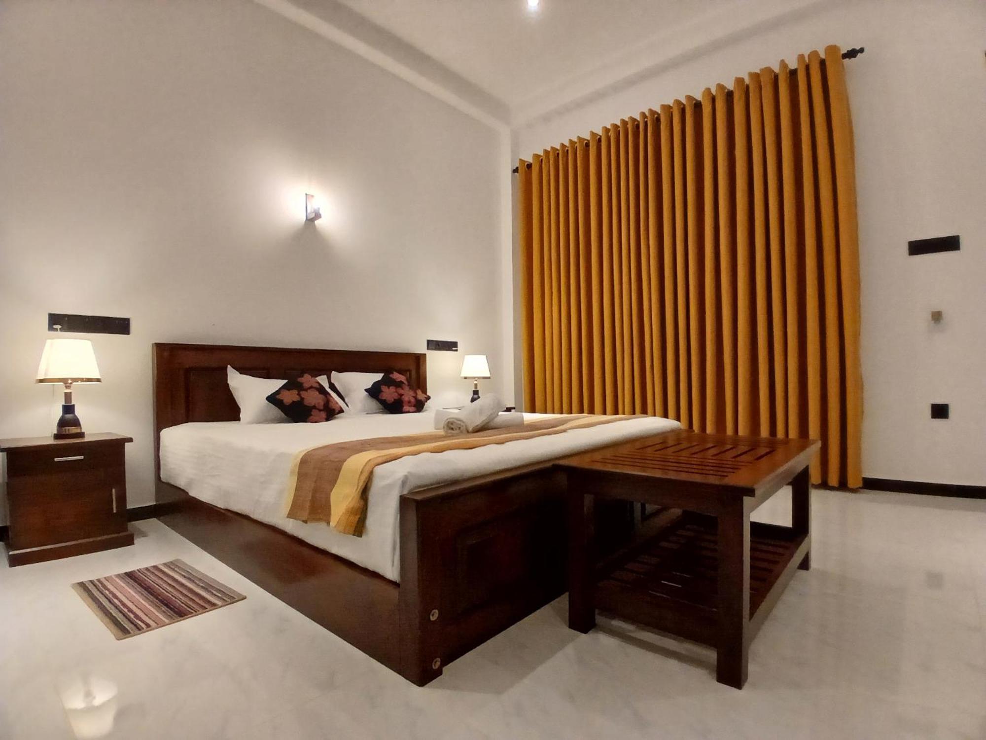 Coco Mount Residence - Hiriketiya Диквелла Экстерьер фото
